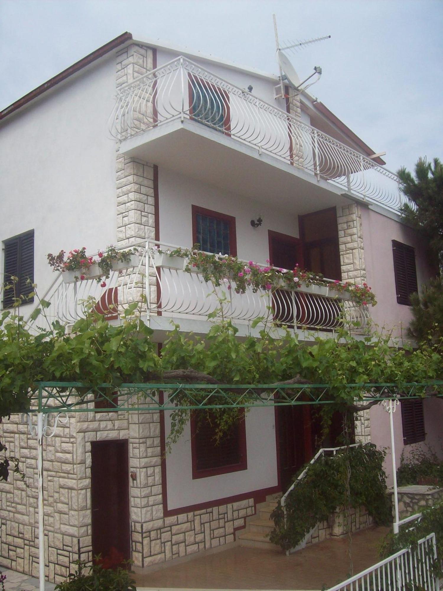 Apartments Lucija Trogir Exterior photo